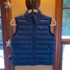 Blue Patagonia boys vest size M